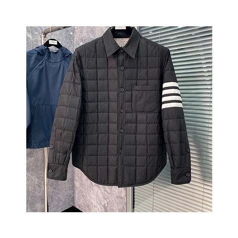 톰브라운 폴리 트윌 4-바 다운 셔츠 자켓 (매장가 320만원)