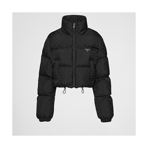 프라다 프린트 나일론 다운 재킷 (매장가 400만원)