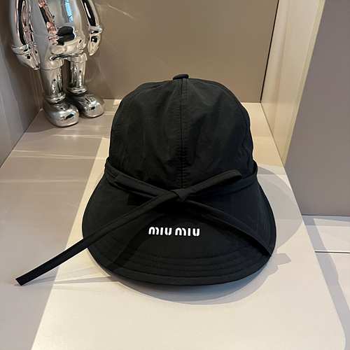 미우미우 모자